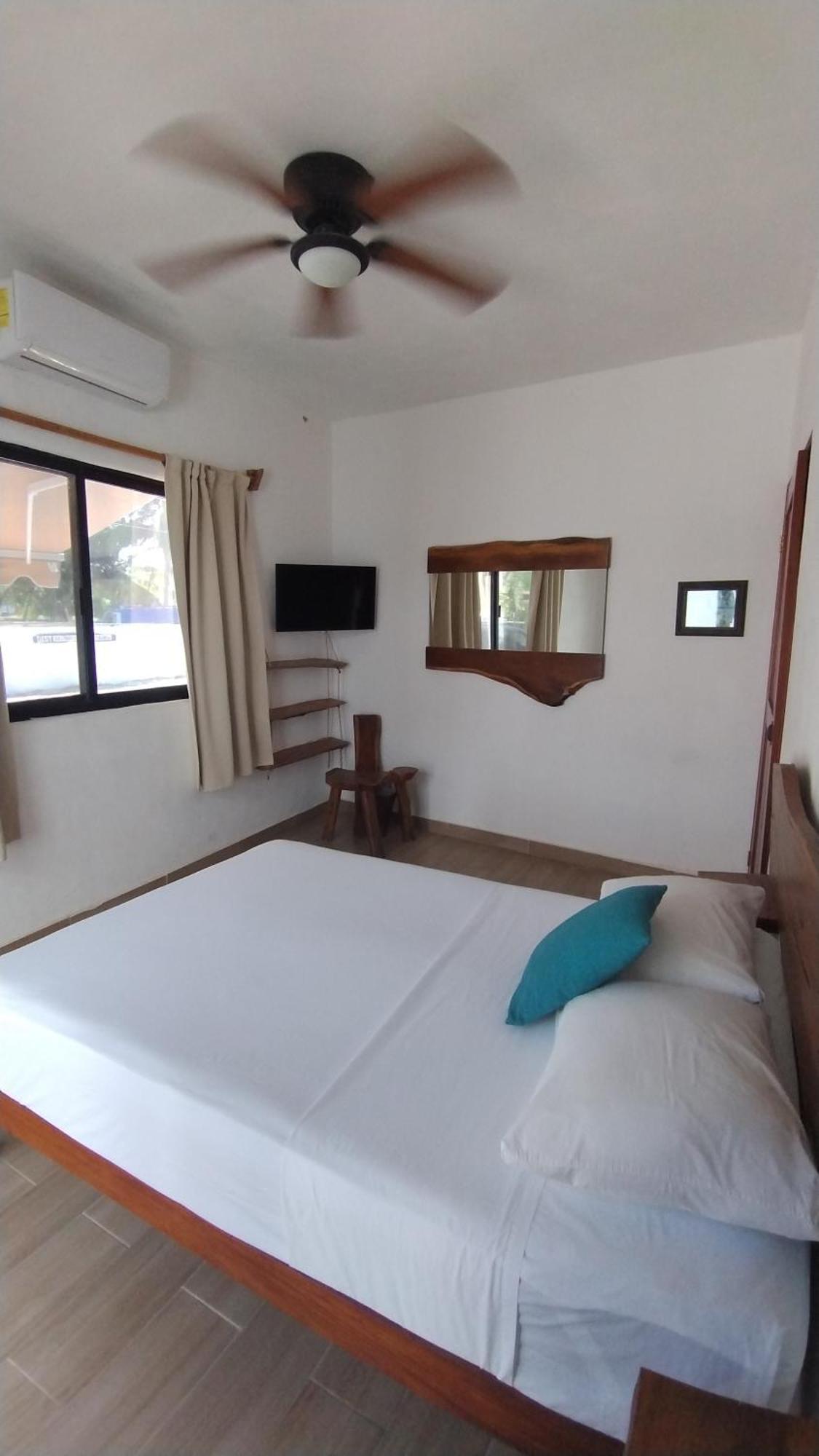 Ade Hotel Бакалар Екстер'єр фото